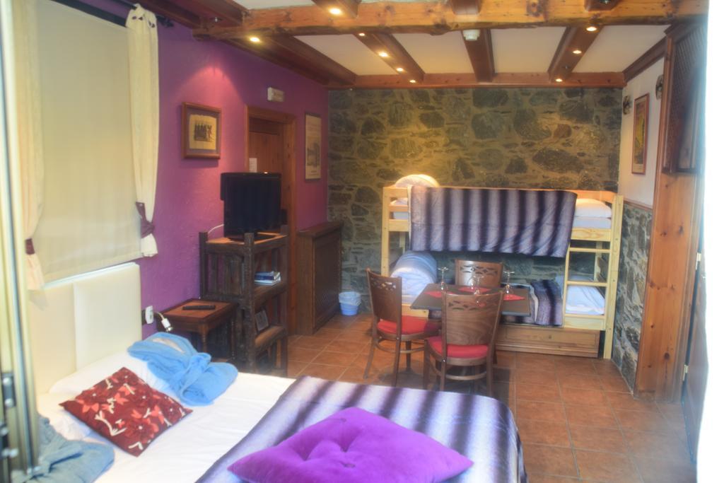Casa Rural Restaurant Borda Patxeta Canillo Zimmer foto